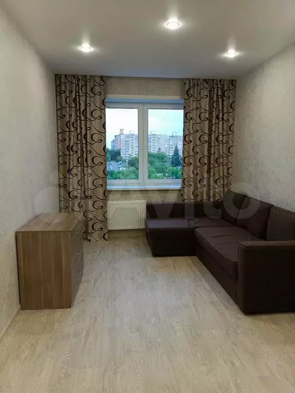 1-к. квартира, 40 м, 5/10 эт. - Фото 0
