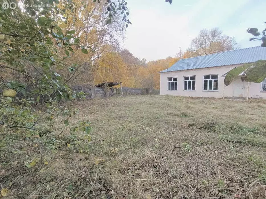 Дом в село Засурское, улица Кнорре, 2 (160 м) - Фото 1