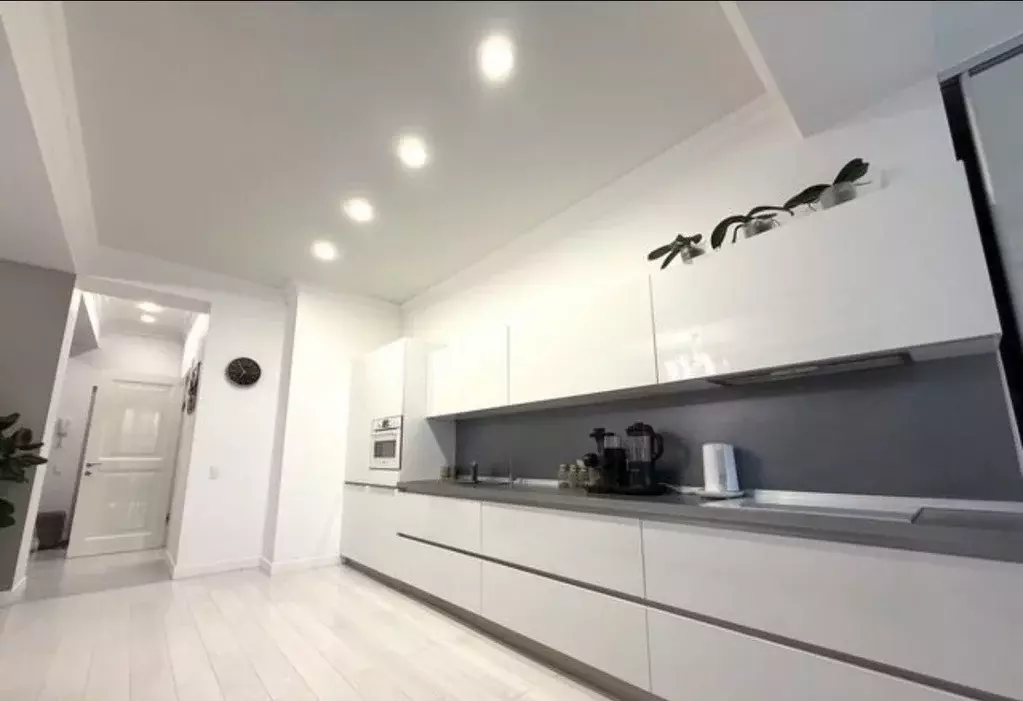 Продаётся 2-к квартира, 74 м - Фото 0
