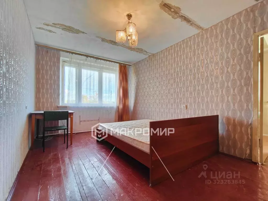 3-к кв. Ленинградская область, Лужский район, пос. Мшинская ул. ... - Фото 1