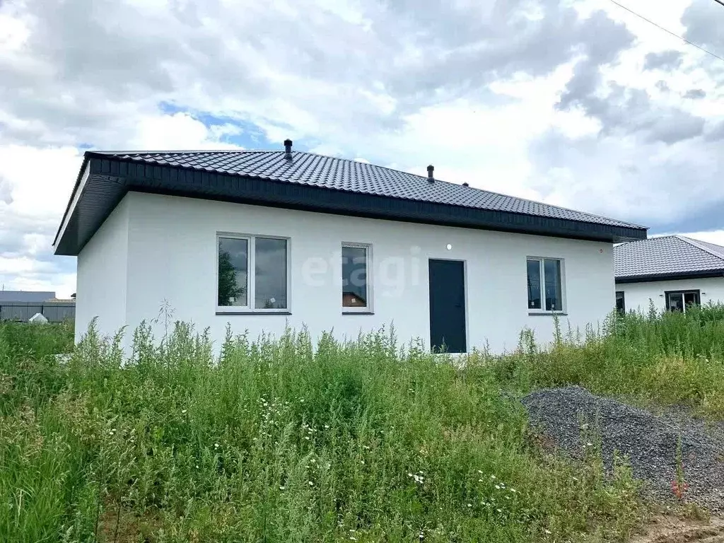 Дом в Свердловская область, Полевской муниципальный округ, с. ... - Фото 1