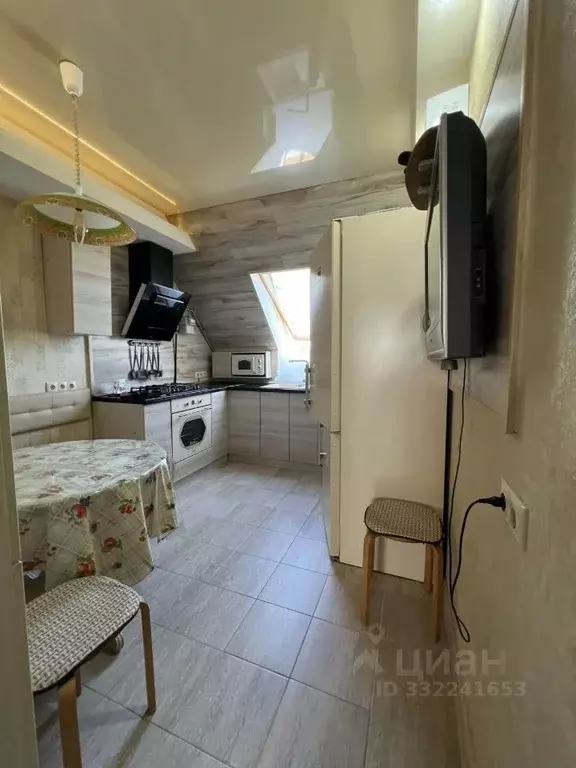2-к кв. Краснодарский край, Анапа Крымская ул., 171 (80.0 м) - Фото 2