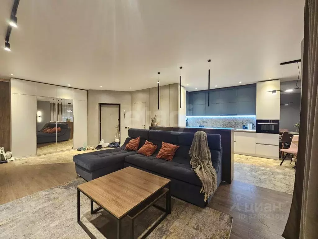 2-к кв. Свердловская область, Екатеринбург ул. Соболева, 19 (94.1 м) - Фото 2