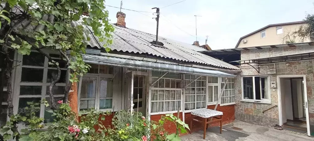 2-к кв. Северная Осетия, Владикавказ ул. Розы Люксембург (39.1 м) - Фото 1