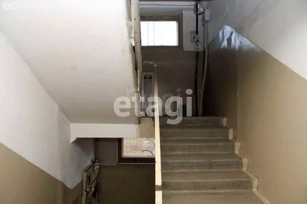 3-комнатная квартира: Курган, улица Пугачёва, 95 (49.3 м) - Фото 2