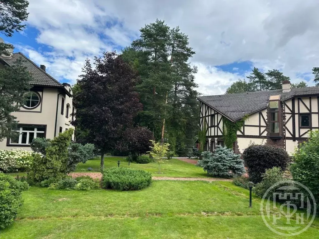 Коттедж в Санкт-Петербург пос. Песочный, Песочная ул. (570 м) - Фото 1