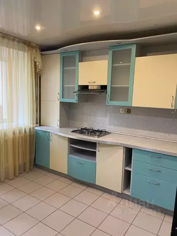 2-к кв. Псковская область, Псков Юбилейная ул., 45 (70.0 м) - Фото 0