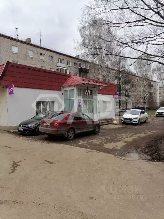 Помещение свободного назначения в Удмуртия, Ижевск ул. 9 Января, 233 ... - Фото 1