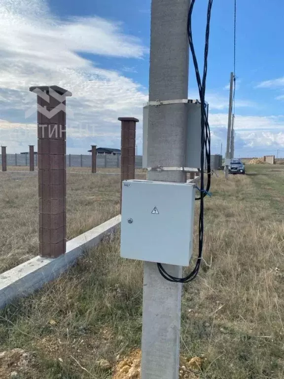 Участок в Крым, Черноморский район, Оленевское с/пос, с. Оленевка  ... - Фото 2