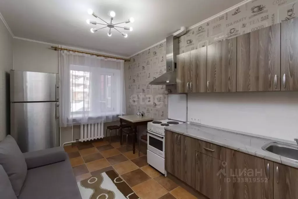 1-к кв. Тюменская область, Тюмень Олимпийская ул., 11 (57.2 м) - Фото 1