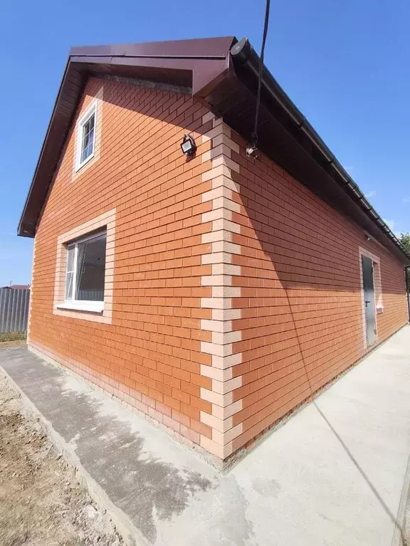 Дом в Краснодарский край, Ейское городское поселение, пос. ... - Фото 0