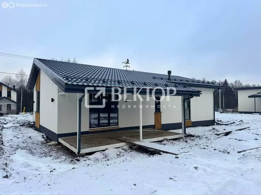 Дом в Ивановский район, Беляницкое сельское поселение, деревня ... - Фото 1