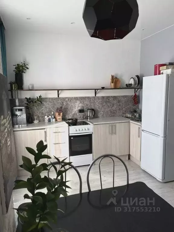 1-к кв. Саха (Якутия), Якутск 203-й мкр, 30 (32.0 м) - Фото 1