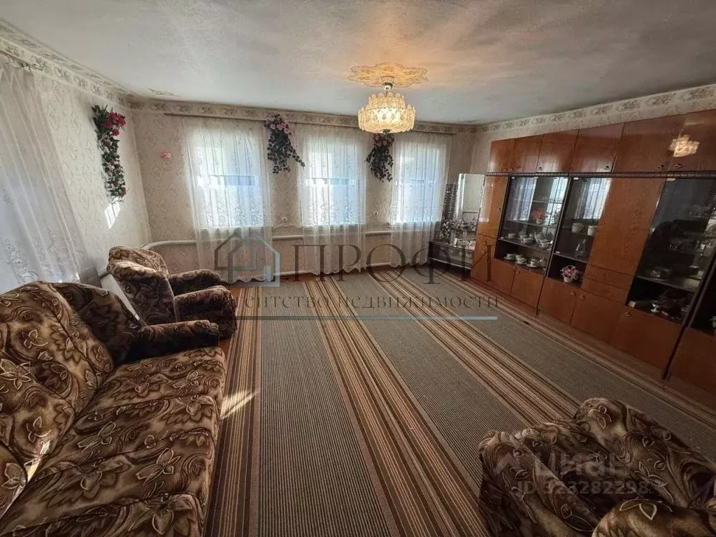 Дом в Белгородская область, Поселок Чернянка городское поселение, ... - Фото 1