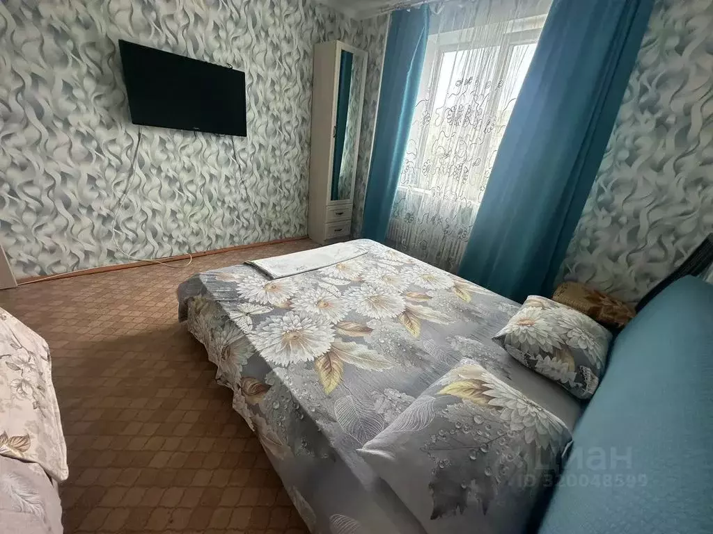 2-к кв. Белгородская область, Старый Оскол Королева мкр, 32А (54.0 м) - Фото 0