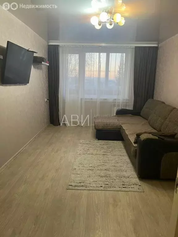 3-комнатная квартира: Бердск, улица Рогачёва, 32 (57.7 м) - Фото 1