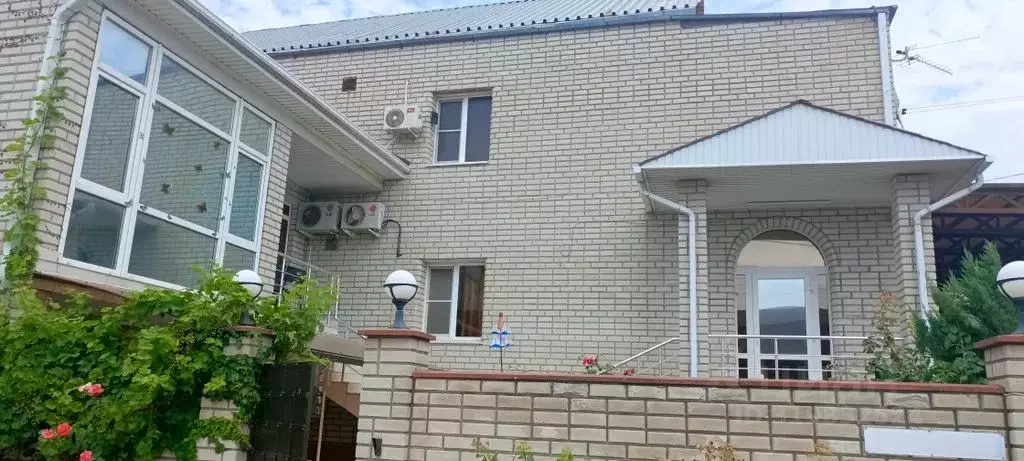 Дом в Краснодарский край, Геленджик ул. Темрюкская, 6 (120 м) - Фото 0