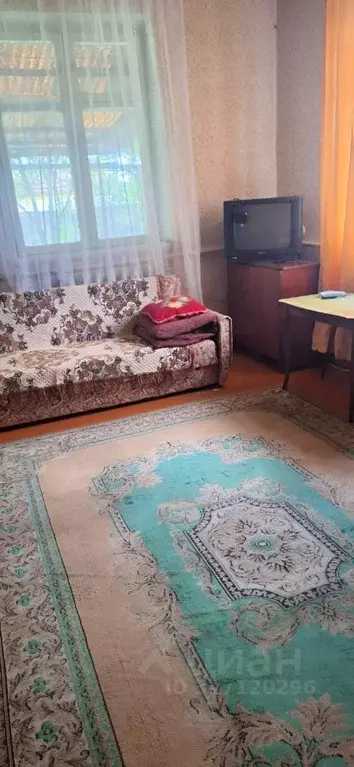 Дом в Краснодарский край, Краснодар ул. Урицкого, 107 (100 м) - Фото 1