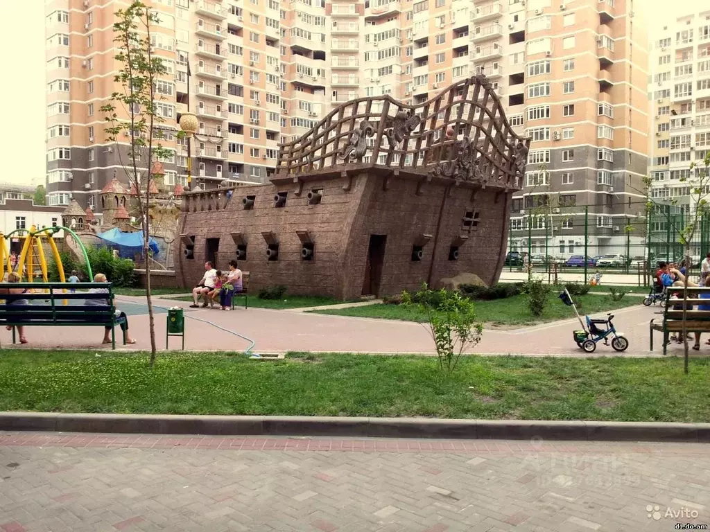 3-к кв. Краснодарский край, Краснодар Фестивальный мкр, ул. Яна ... - Фото 0