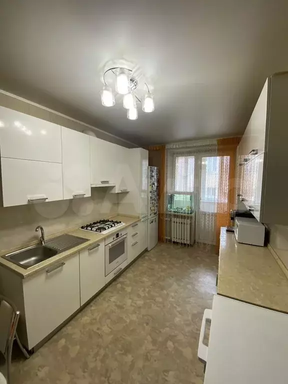 3-к. квартира, 82 м, 2/10 эт. - Фото 0