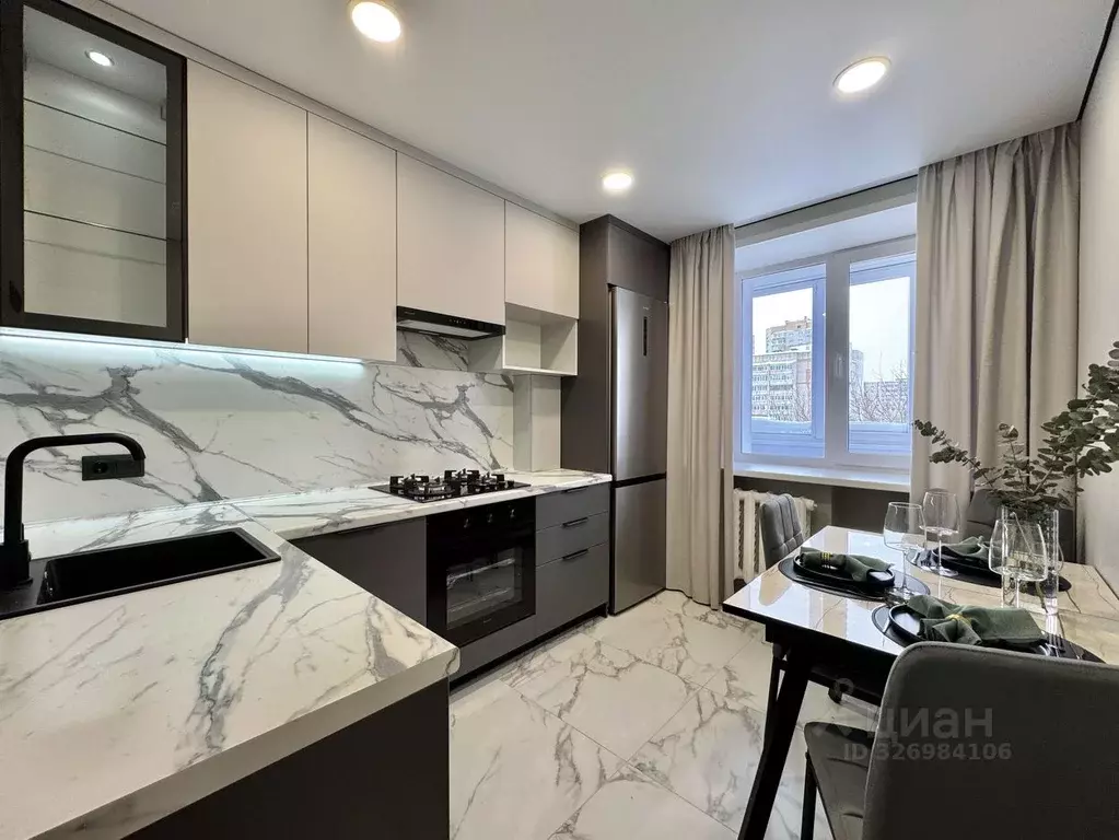 3-к кв. Кировская область, Киров ул. Красина, 7 (61.1 м) - Фото 2