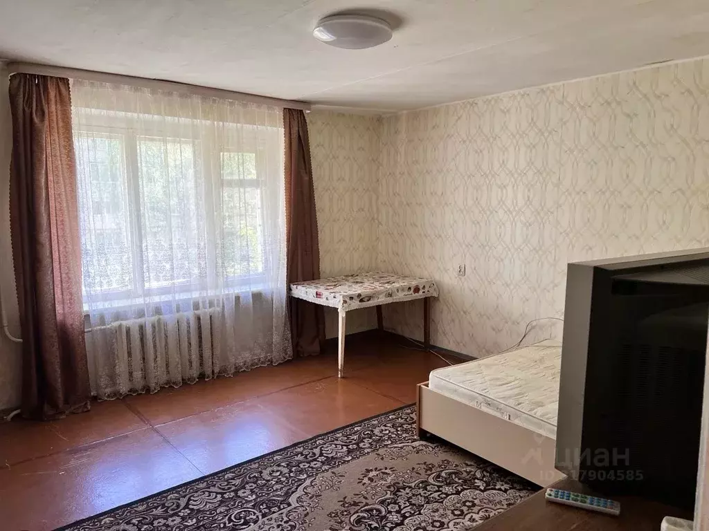 1-к кв. Тверская область, Кимры ул. Кириллова, 23 (31.1 м) - Фото 0