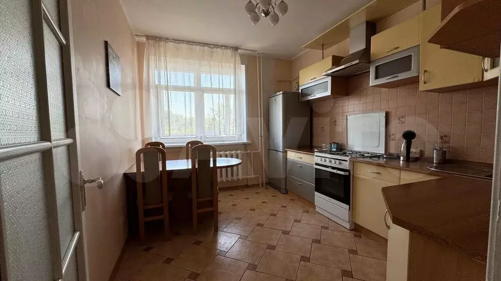 2-к. квартира, 70 м, 5/5 эт. - Фото 1