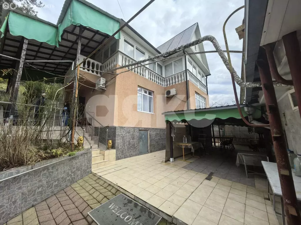 Дом в посёлок Лоо, улица Разина, 55 (220 м) - Фото 1