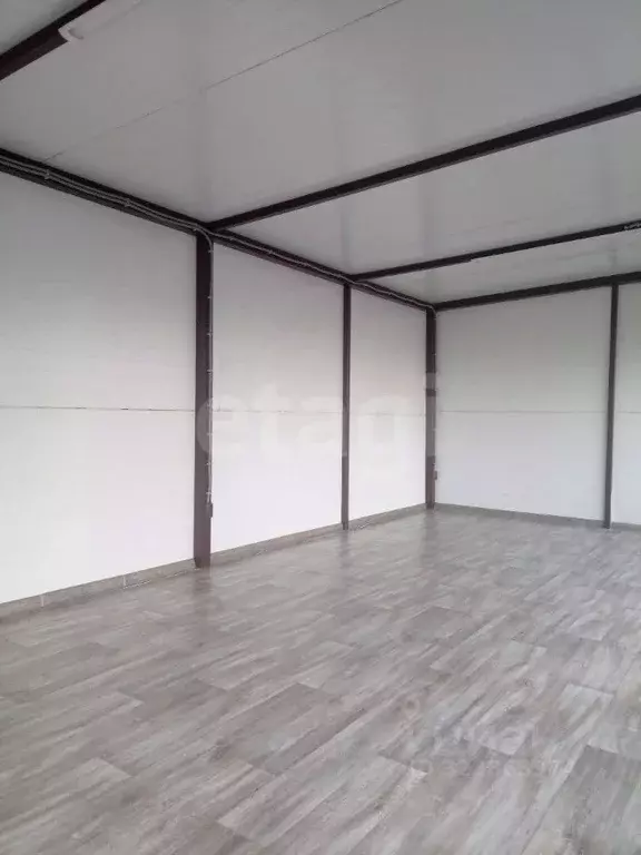 Помещение свободного назначения в Калужская область, пос. Бабынино ул. ... - Фото 0