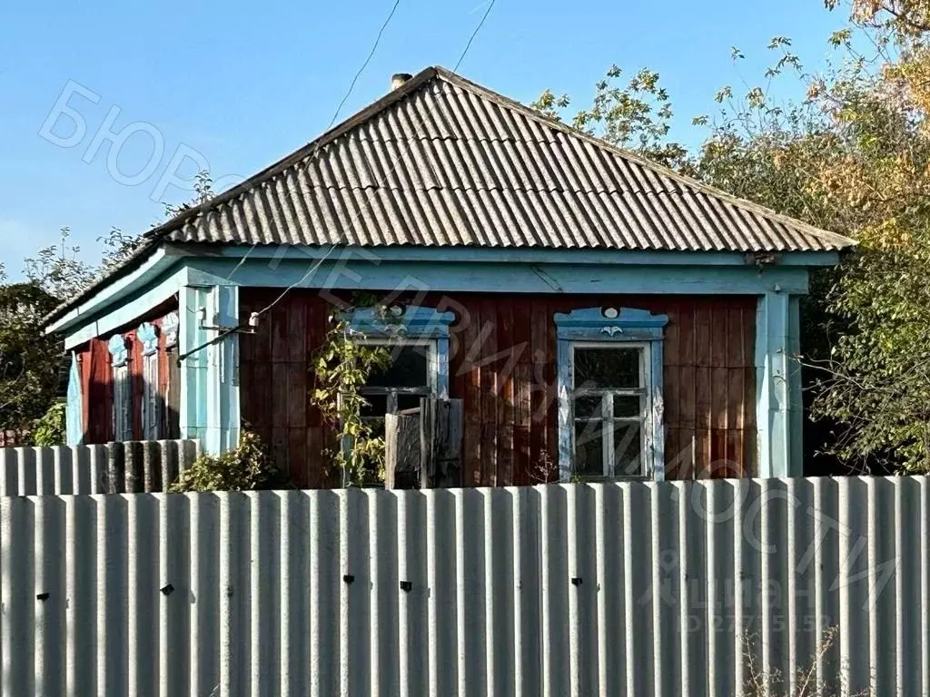 Дом в Саратовская область, Балашовский район, Родничковское ... - Фото 1