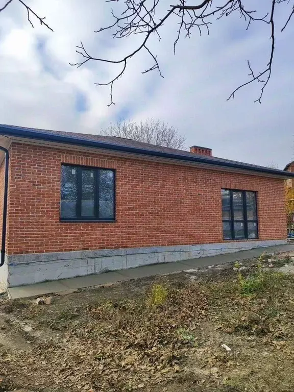 Дом в Ростовская область, Ростов-на-Дону 3-й Поклонный пер. (108 м) - Фото 1