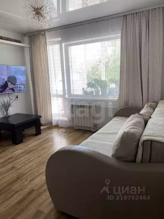 3-к кв. Бурятия, Улан-Удэ просп. Строителей, 14 (62.5 м) - Фото 0