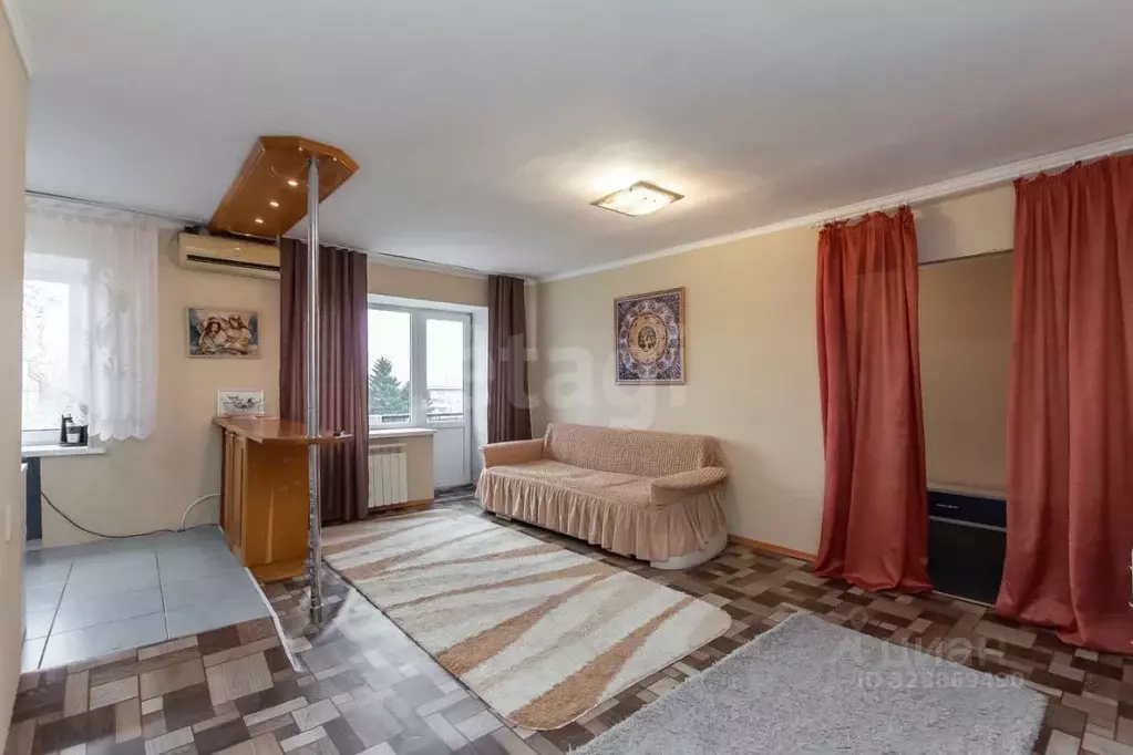 2-к кв. Алтайский край, Барнаул ул. Георгия Исакова, 139 (45.5 м) - Фото 1