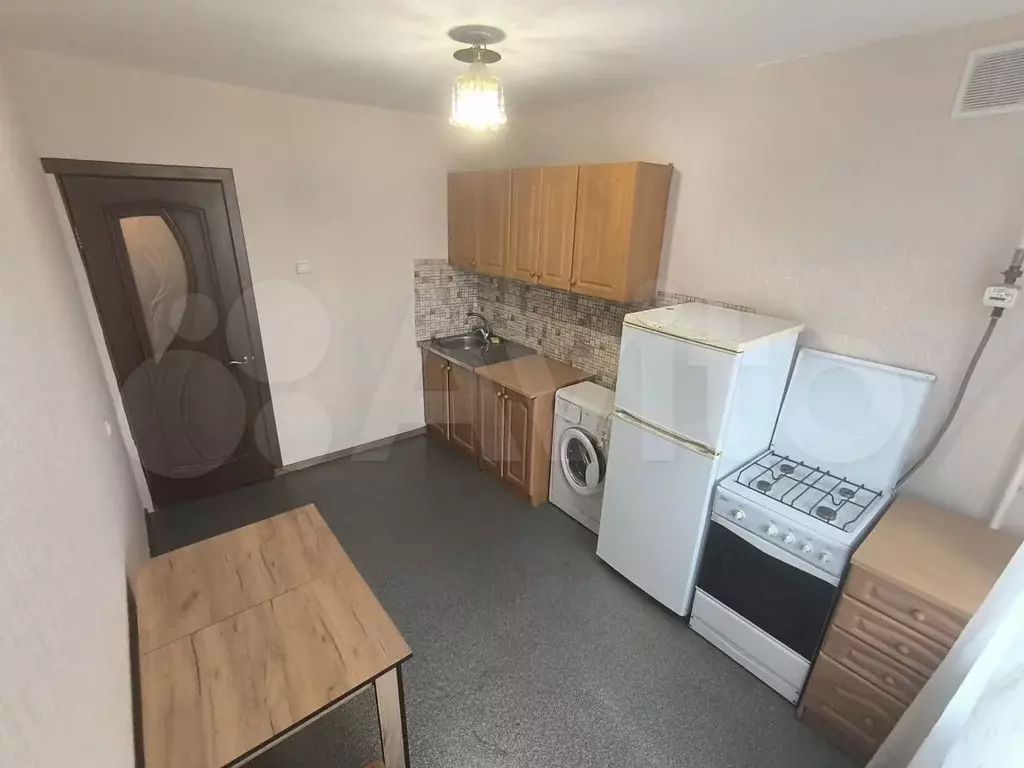1-к. квартира, 40 м, 8/9 эт. - Фото 0