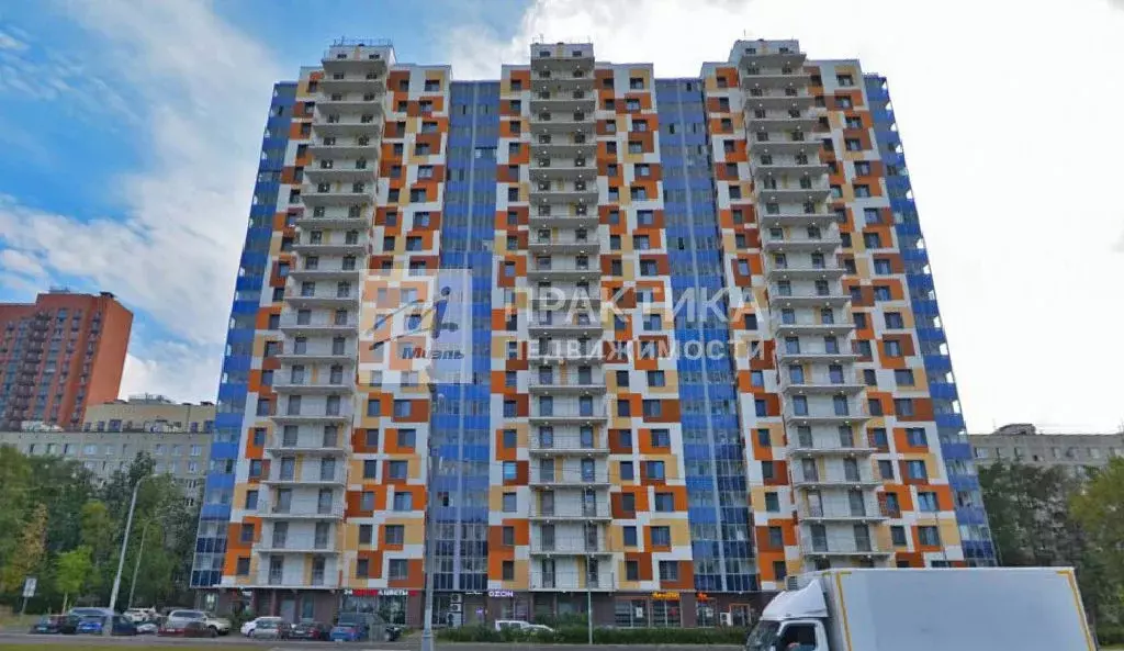 Продается 3-комнатная квартира - Фото 1