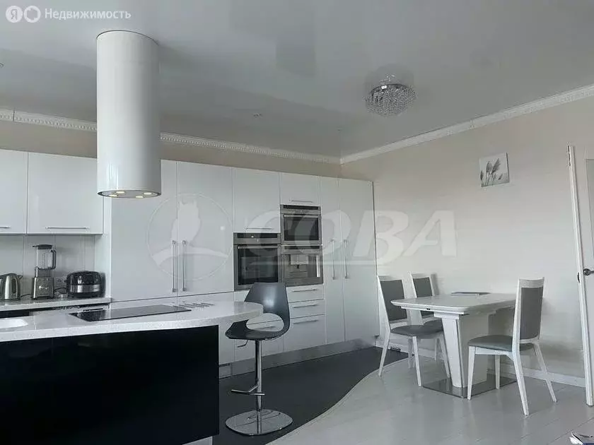 3-комнатная квартира: Тюмень, улица Малыгина, 49 (91.1 м) - Фото 2