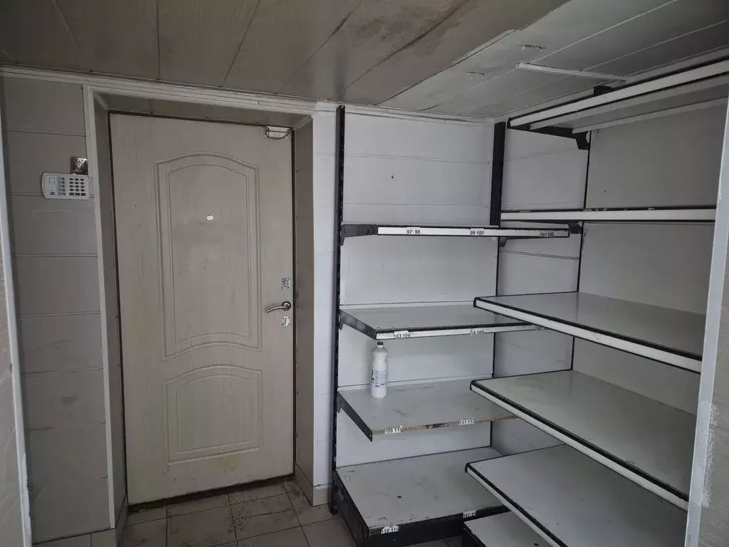 Помещение свободного назначения в Свердловская область, Екатеринбург ... - Фото 2