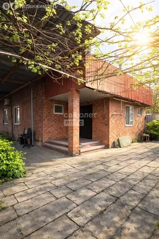 Дом в Кропоткин, улица Гоголя, 301 (175 м) - Фото 1