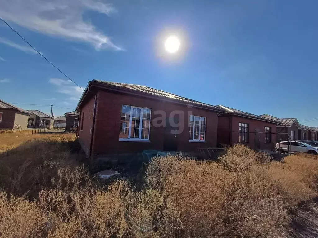 Дом в Ростовская область, Аксайский район, Щепкинское с/пос, пос. ... - Фото 1