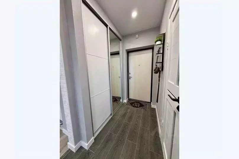 1-к кв. Тюменская область, Тюмень ул. Краснооктябрьская, 8 (41.0 м) - Фото 2