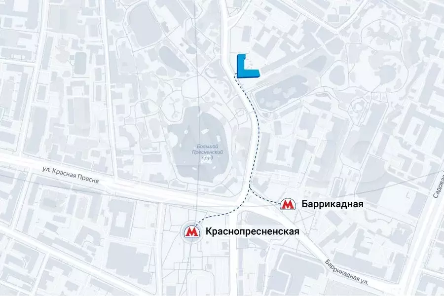 Аренда торговой площади 222 м у метро на трафике - Фото 1