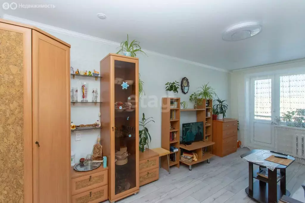 3-комнатная квартира: Тобольск, 7-й микрорайон, 20 (60 м) - Фото 1