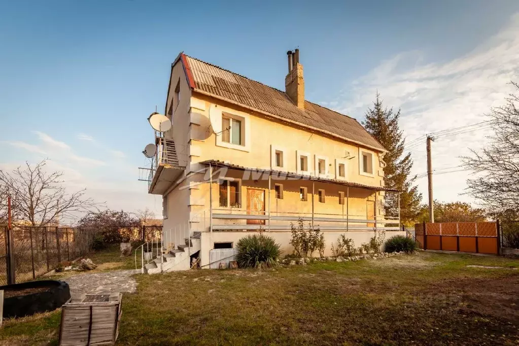 Дом в Крым, Белогорский район, Зуя пгт ул. Монтажников, 42 (370 м) - Фото 0