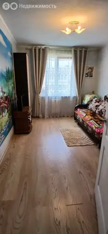 3-комнатная квартира: Садовый, Верстовая улица, 5 (63.8 м) - Фото 1