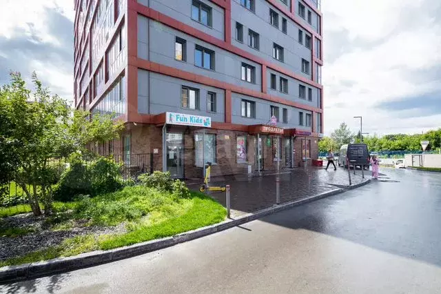 Сдам торговое помещение, 56 м - Фото 0