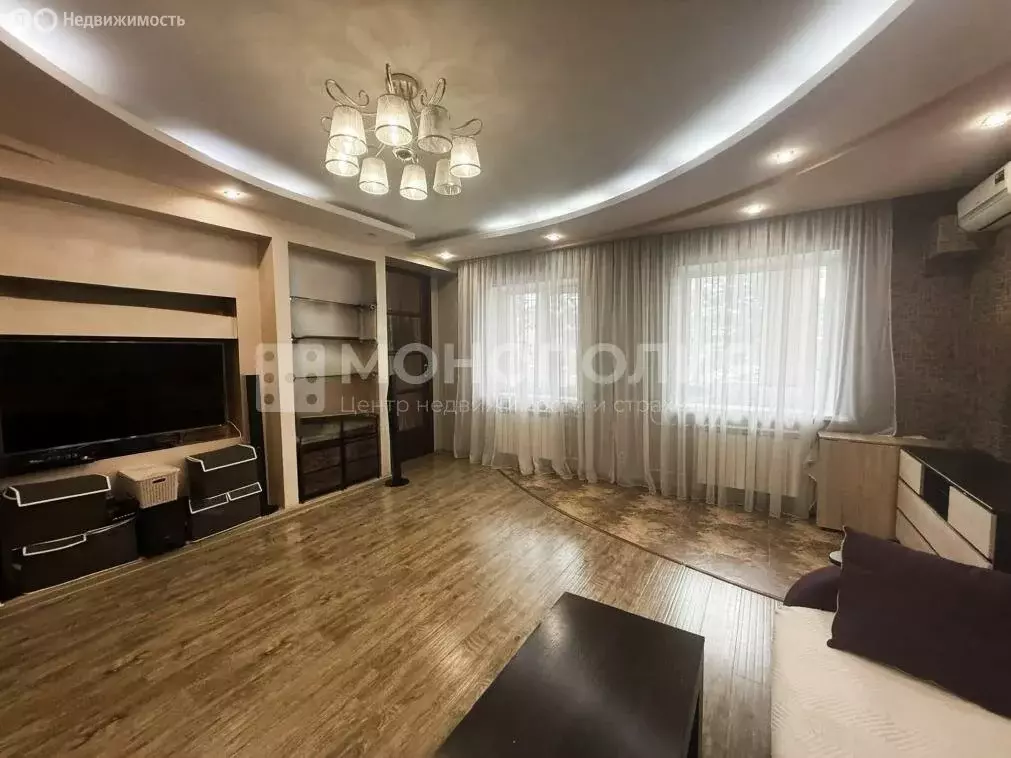 4-комнатная квартира: Белогорск, Вольный переулок, 9 (125.4 м) - Фото 1