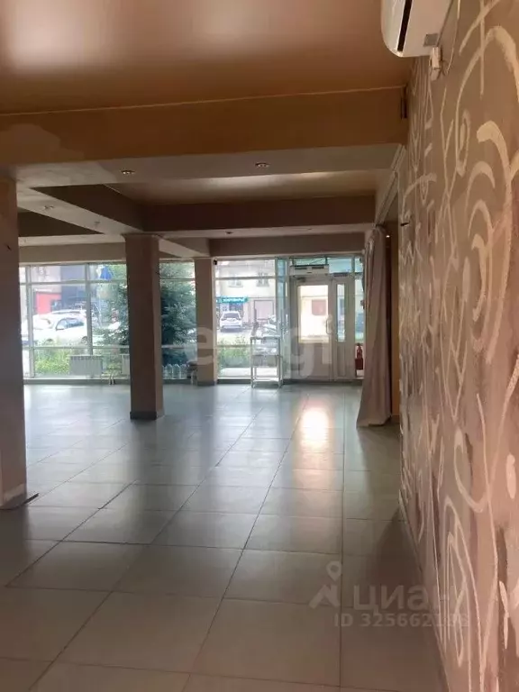 Помещение свободного назначения в Алтай, Майминский район, с. Майма ... - Фото 2