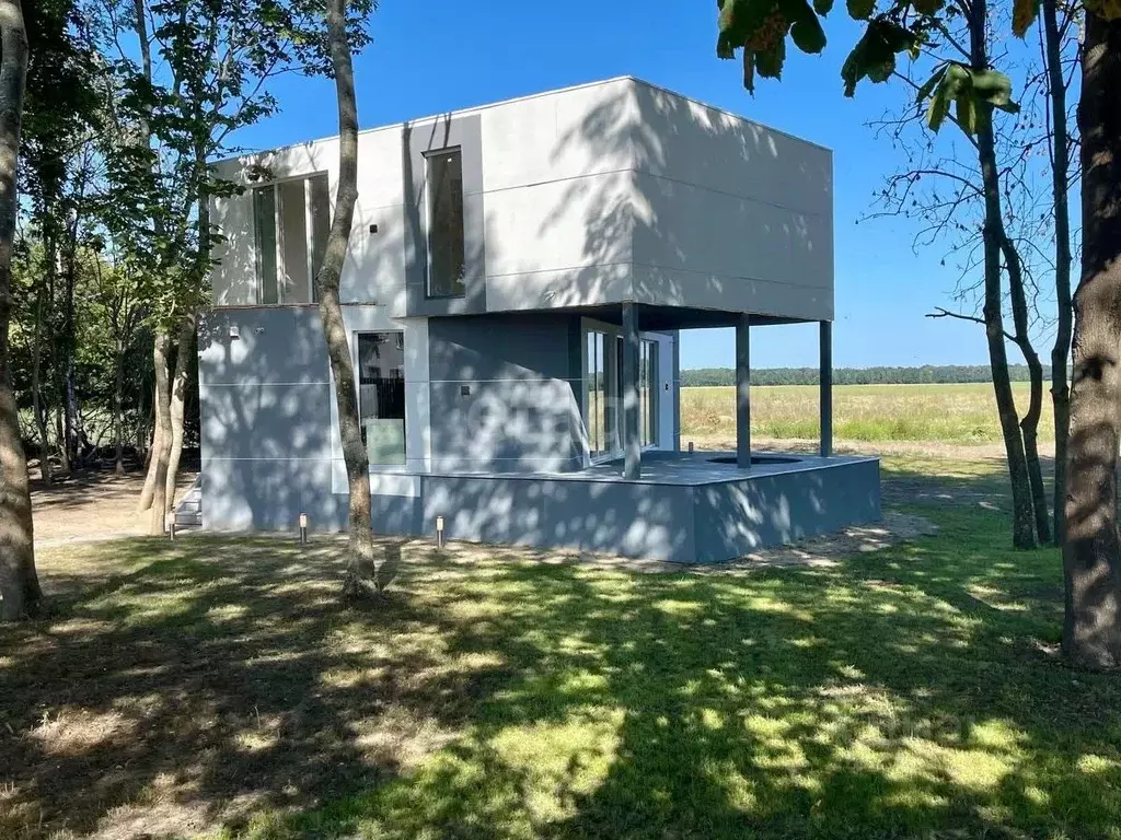 Дом в Калининградская область, Гурьевский муниципальный округ, пос. ... - Фото 1