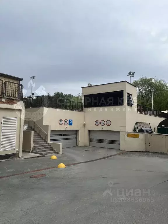 Гараж в Свердловская область, Екатеринбург ул. Шейнкмана, 121 (17 м) - Фото 2