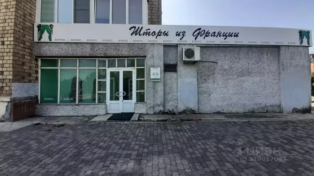 Помещение свободного назначения в Красноярский край, Красноярск ул. ... - Фото 0